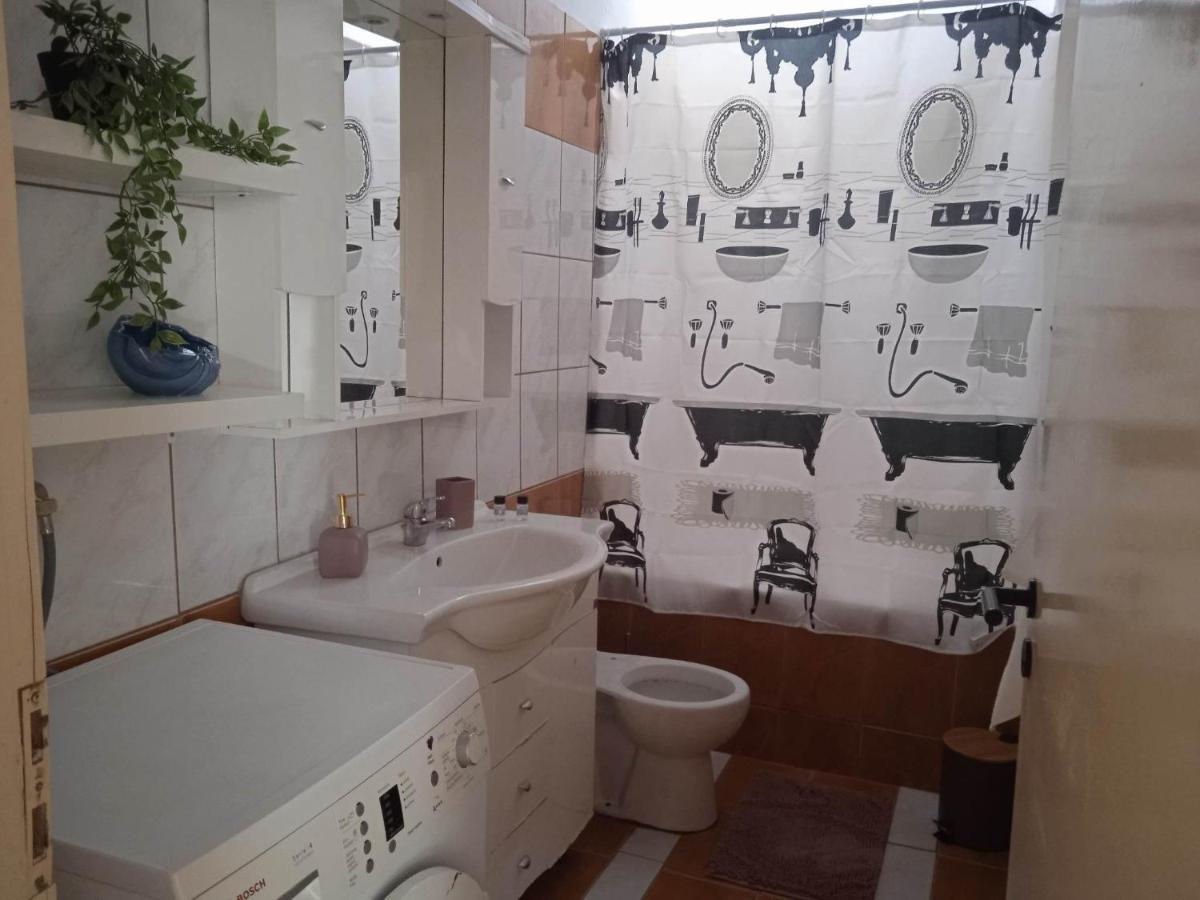Goníai Popi'S Apartment מראה חיצוני תמונה